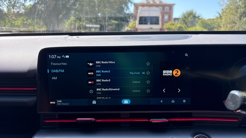 Hyundai KONA 1.6 Hybrid 138 N Line 5dr DCT Hybrid Hatchback - Image 32