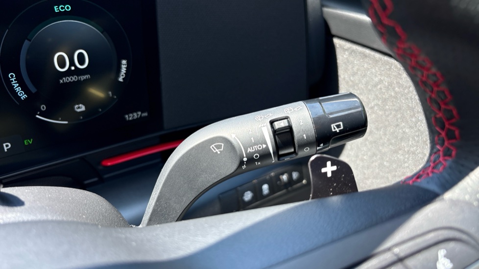 Hyundai KONA 1.6 Hybrid 138 N Line 5dr DCT Hybrid Hatchback - Image 41