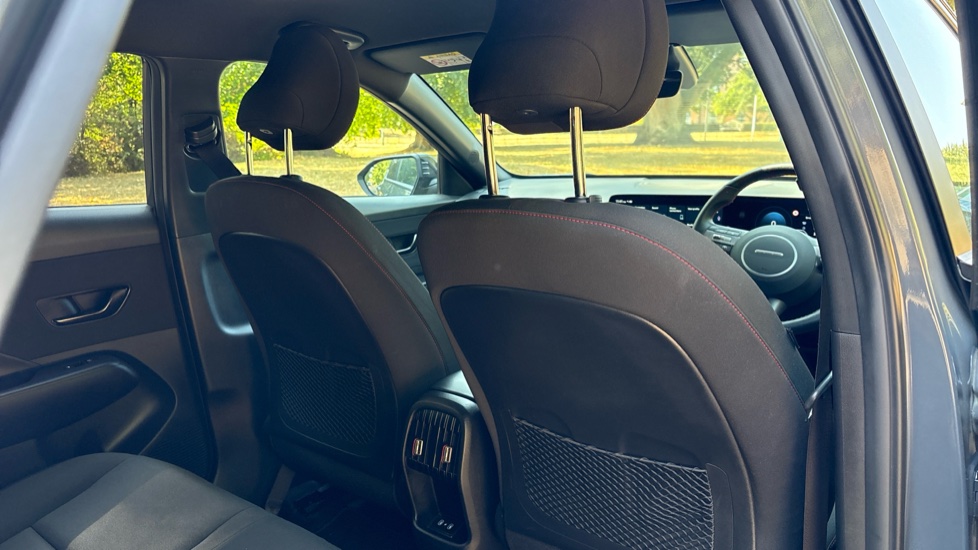 Hyundai KONA 1.6 Hybrid 129 N Line 5dr DCT Hybrid Hatchback - Image 44