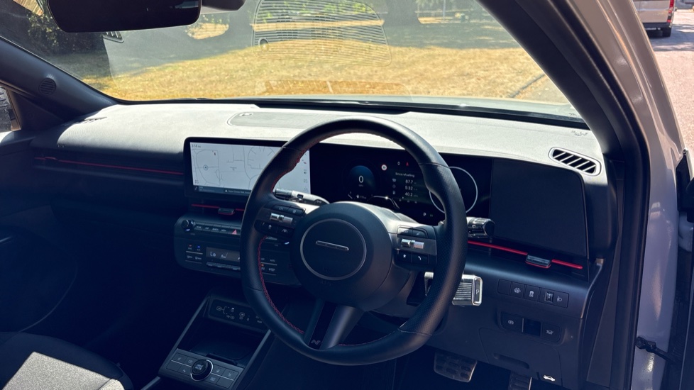 Hyundai KONA 1.6 Hybrid 129 N Line 5dr DCT Hybrid Hatchback - Image 11