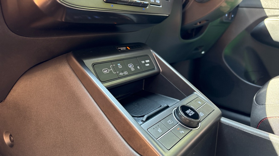 Hyundai KONA 1.6 Hybrid 129 N Line 5dr DCT Hybrid Hatchback - Image 13