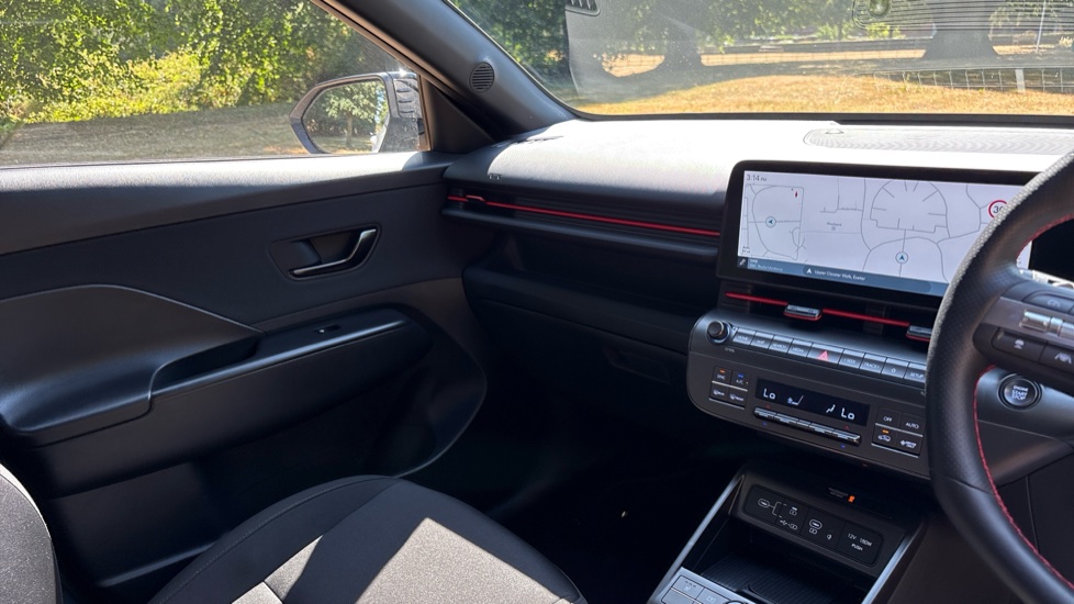 Hyundai KONA 1.6 Hybrid 129 N Line 5dr DCT Hybrid Hatchback - Image 14