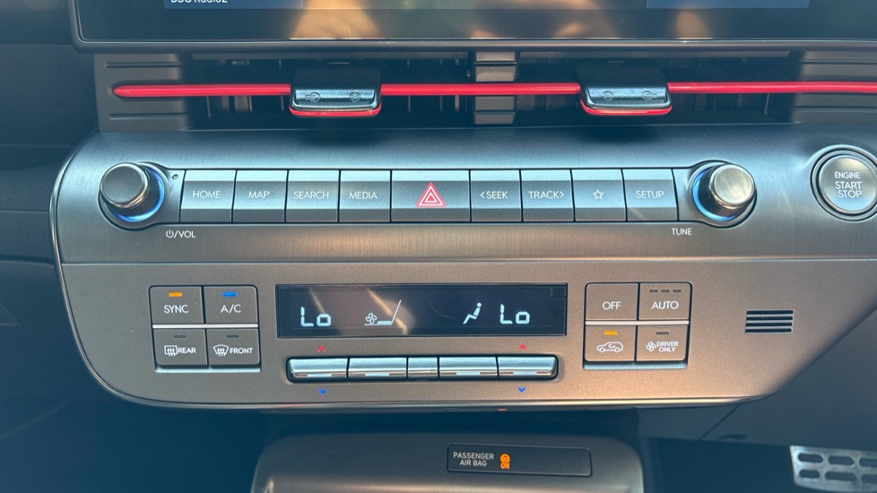Hyundai KONA 1.6 Hybrid 129 N Line 5dr DCT Hybrid Hatchback - Image 36