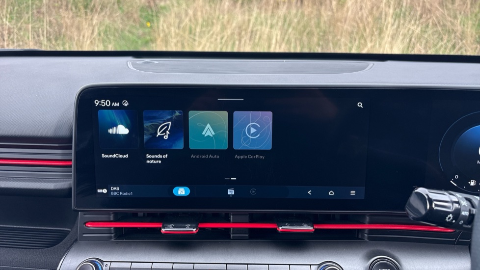 Hyundai KONA 1.6 Hybrid 129 N Line 5dr DCT Hybrid Hatchback - Image 32