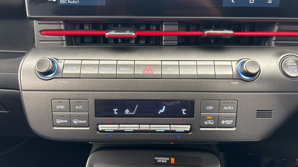 Hyundai KONA 1.6 Hybrid 129 N Line 5dr DCT Hybrid Hatchback - Image 35