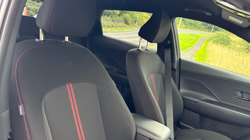 Hyundai KONA 1.6 Hybrid 129 N Line 5dr DCT Hybrid Hatchback - Image 45