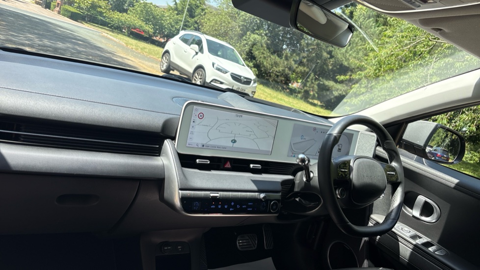 Hyundai IONIQ 5 225kW Ultimate 73 kWh 5dr AWD Auto [Tech] Electric Hatchback - Image 9