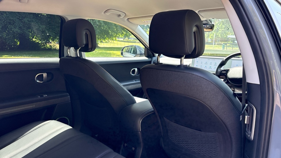 Hyundai IONIQ 5 225kW Ultimate 73 kWh 5dr AWD Auto [Tech] Electric Hatchback - Image 44