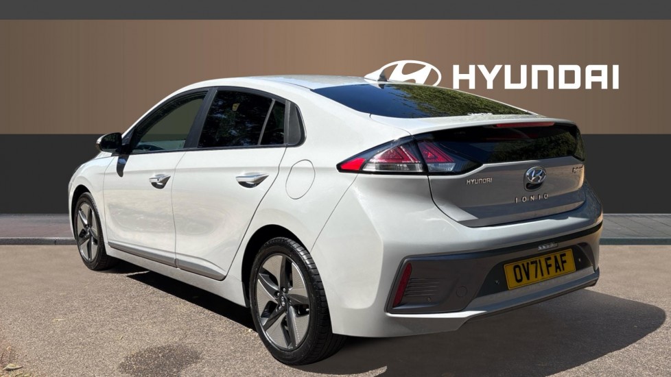 Hyundai IONIQ 1.6 GDi Hybrid Premium SE 5dr DCT Hybrid Hatchback - Image 2