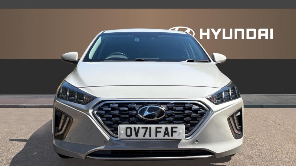 Hyundai IONIQ 1.6 GDi Hybrid Premium SE 5dr DCT Hybrid Hatchback - Image 3