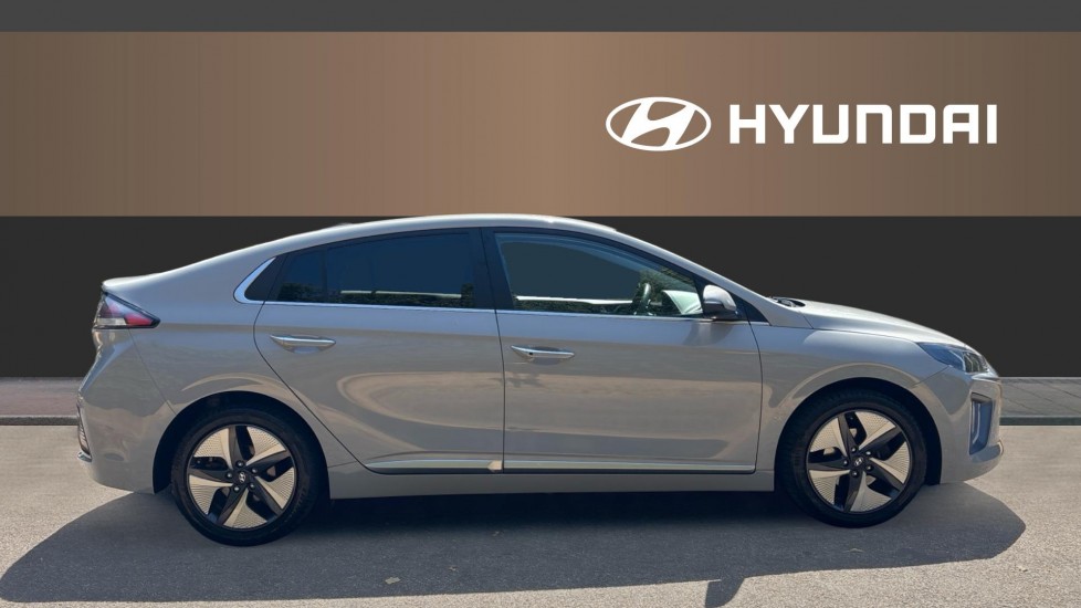 Hyundai IONIQ 1.6 GDi Hybrid Premium SE 5dr DCT Hybrid Hatchback - Image 5