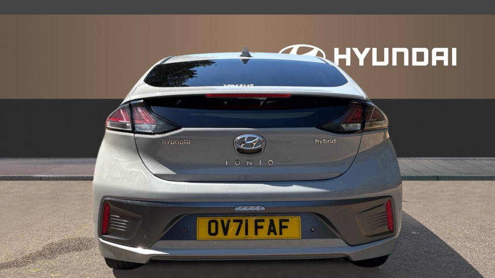 Hyundai IONIQ 1.6 GDi Hybrid Premium SE 5dr DCT Hybrid Hatchback - Image 6