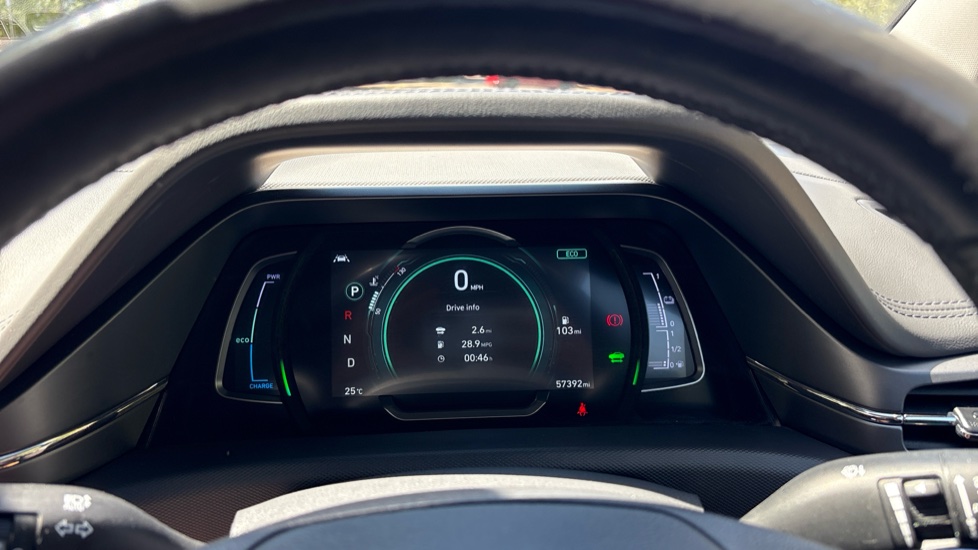 Hyundai IONIQ 1.6 GDi Hybrid Premium SE 5dr DCT Hybrid Hatchback - Image 18