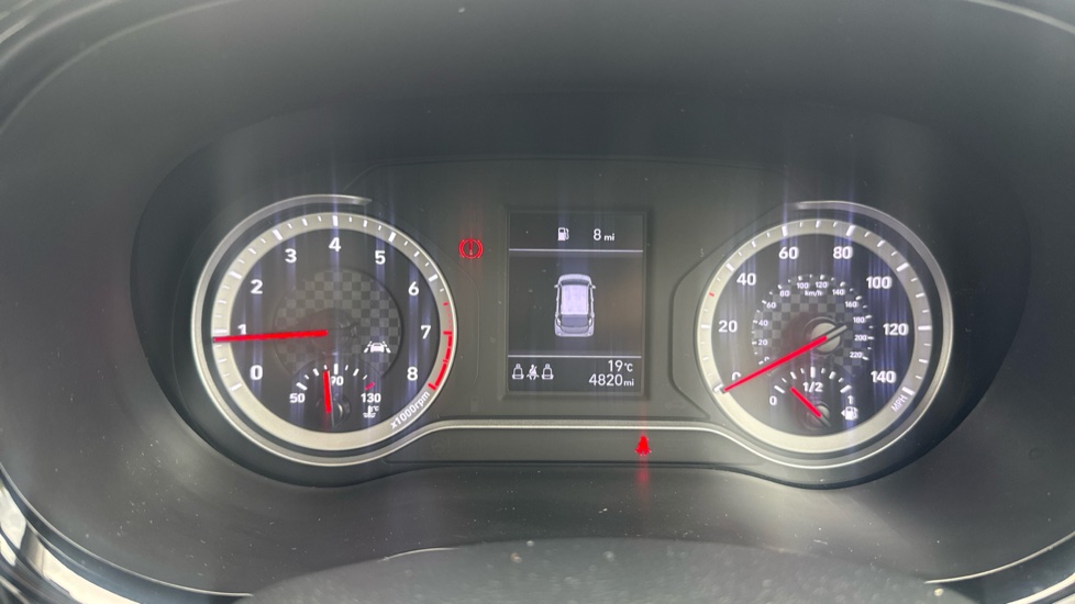 Hyundai i10 1.0 MPi SE Connect 5dr Petrol Hatchback - Image 18
