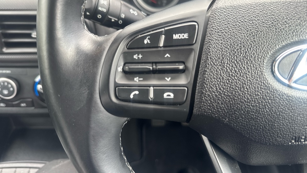 Hyundai i10 1.0 MPi SE Connect 5dr Petrol Hatchback - Image 26