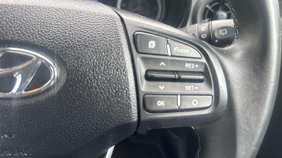 Hyundai i10 1.0 MPi SE Connect 5dr Petrol Hatchback - Image 27