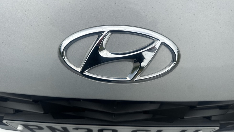 Hyundai i10 1.0 MPi SE Connect 5dr Petrol Hatchback - Image 33