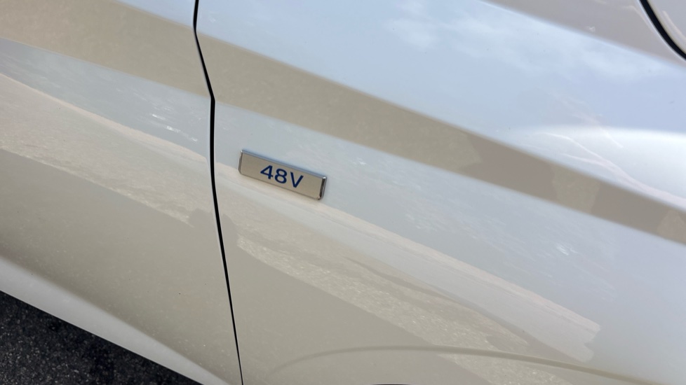 Hyundai i20 1.0T GDi 48V MHD Premium 5dr Petrol Hatchback - Image 24