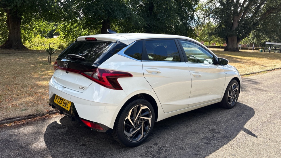 Hyundai i20 1.0T GDi 48V MHD Premium 5dr Petrol Hatchback - Image 27