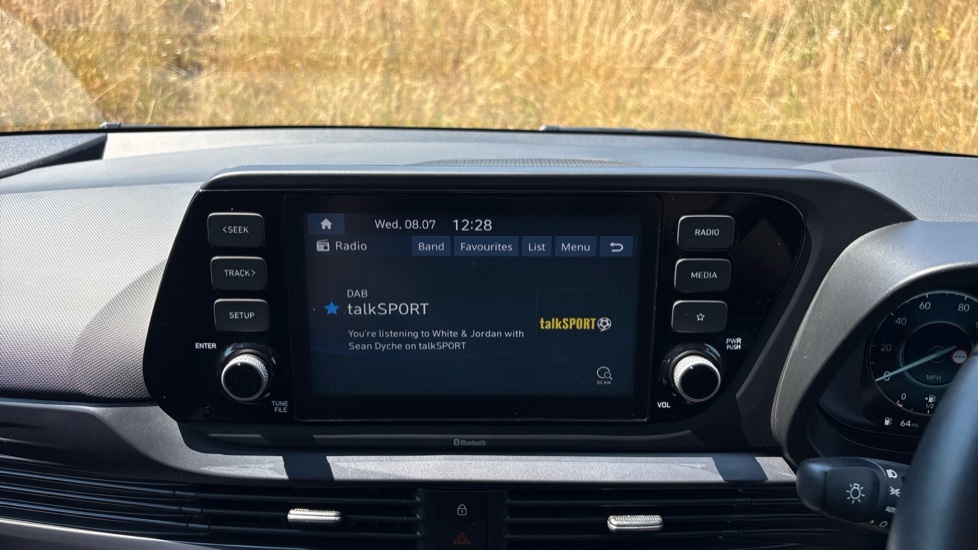 Hyundai i20 1.0T GDi 48V MHD SE Connect 5dr Petrol Hatchback - Image 12