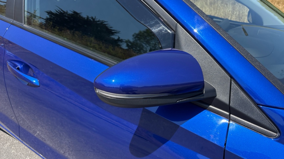 Hyundai i20 1.0T GDi 48V MHD SE Connect 5dr Petrol Hatchback - Image 25