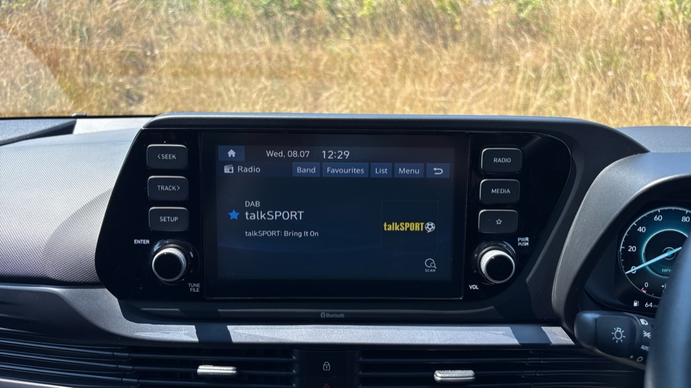 Hyundai i20 1.0T GDi 48V MHD SE Connect 5dr Petrol Hatchback - Image 29
