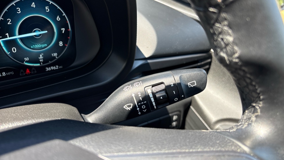 Hyundai i20 1.0T GDi 48V MHD SE Connect 5dr Petrol Hatchback - Image 37