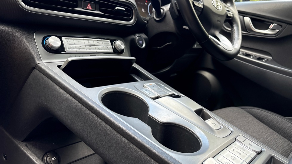 Hyundai KONA 150kW Premium 64kWh 5dr Auto Electric Hatchback - Image 13