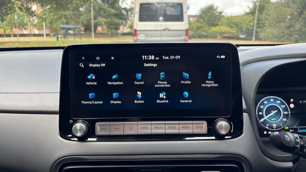 Hyundai KONA 150kW Premium 64kWh 5dr Auto Electric Hatchback - Image 33