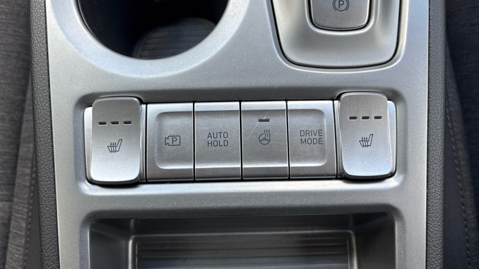 Hyundai KONA 150kW Premium 64kWh 5dr Auto Electric Hatchback - Image 35