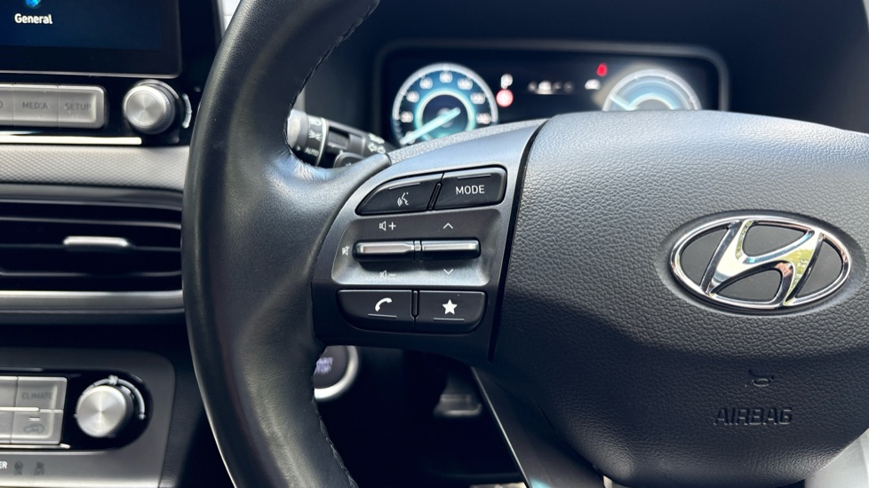 Hyundai KONA 150kW Premium 64kWh 5dr Auto Electric Hatchback - Image 37
