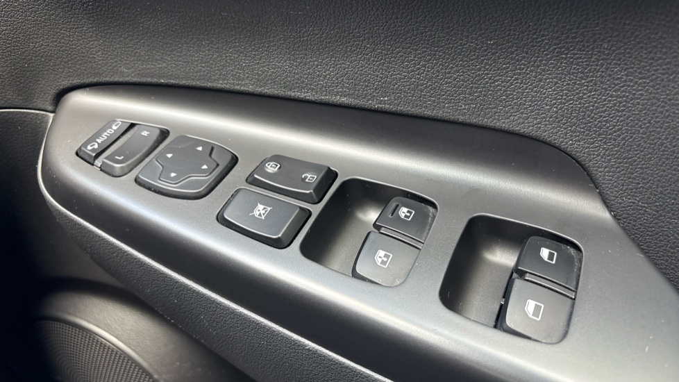Hyundai KONA 150kW Premium 64kWh 5dr Auto Electric Hatchback - Image 42