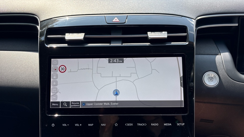 Hyundai TUCSON 1.6 TGDi Hybrid 230 Premium 5dr 2WD Auto Hybrid Estate - Image 12