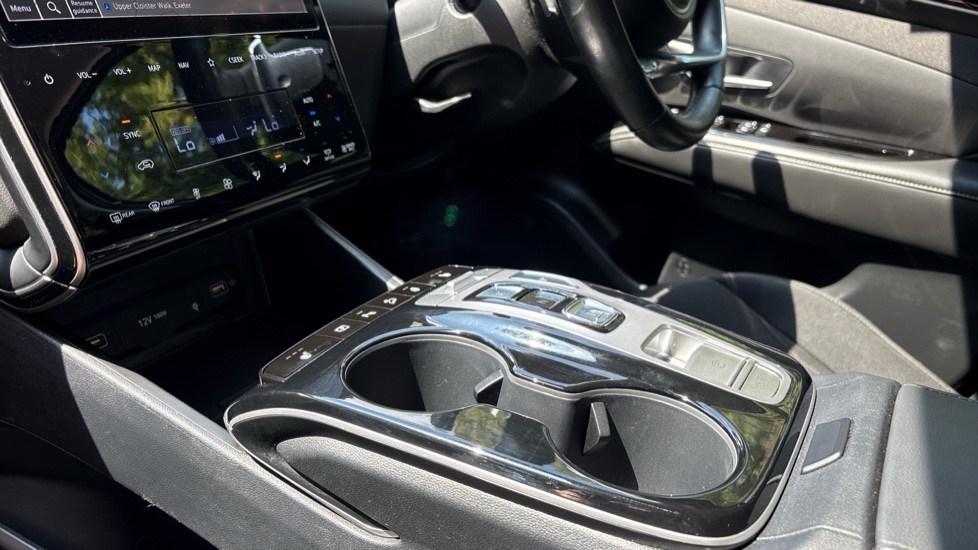 Hyundai TUCSON 1.6 TGDi Hybrid 230 Premium 5dr 2WD Auto Hybrid Estate - Image 13