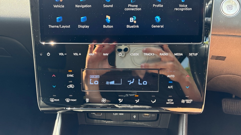 Hyundai TUCSON 1.6 TGDi Hybrid 230 Premium 5dr 2WD Auto Hybrid Estate - Image 34