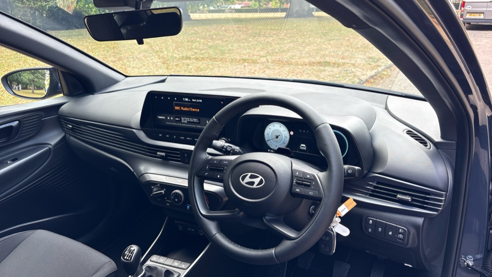 Hyundai i20 1.0T GDi 90 Black Line 5dr Petrol Hatchback - Image 11