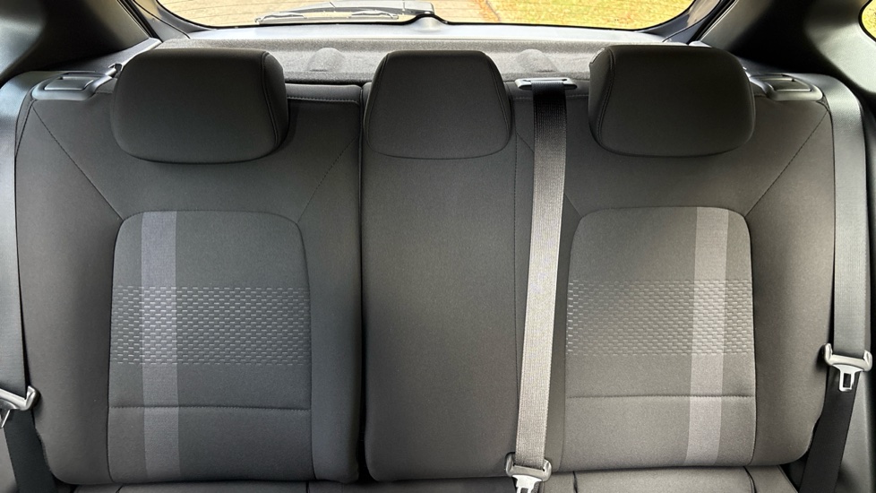 Hyundai i20 1.0T GDi 90 Black Line 5dr Petrol Hatchback - Image 15