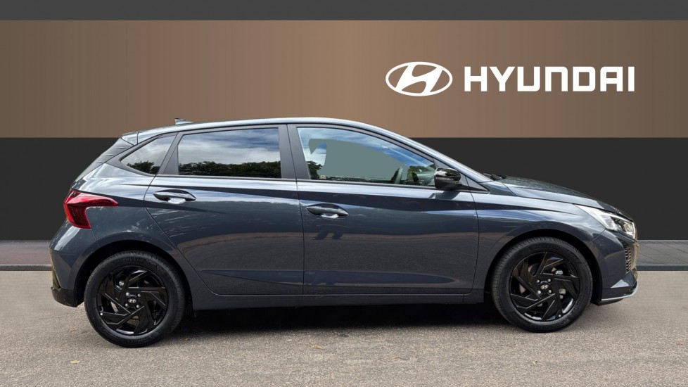 Hyundai i20 1.0T GDi 90 Black Line 5dr Petrol Hatchback - Image 5