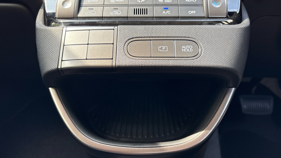 Hyundai INSTER 85kW 01 49kWh 5dr Auto Electric Hatchback - Image 36