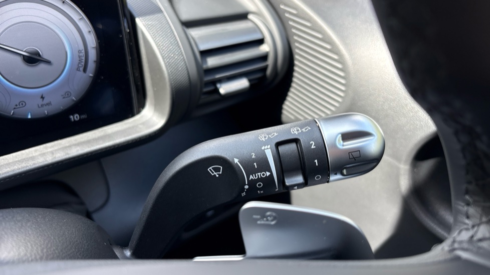Hyundai INSTER 85kW 01 49kWh 5dr Auto Electric Hatchback - Image 39