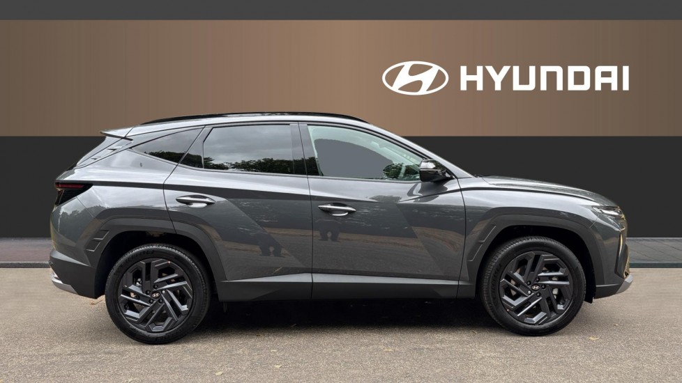 Hyundai TUCSON 1.6T 239 Hybrid Black Line 5dr Auto Hybrid Estate - Image 5