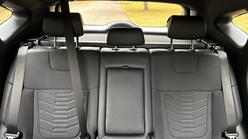 Hyundai TUCSON 1.6T 239 Hybrid Black Line 5dr Auto Hybrid Estate - Image 15