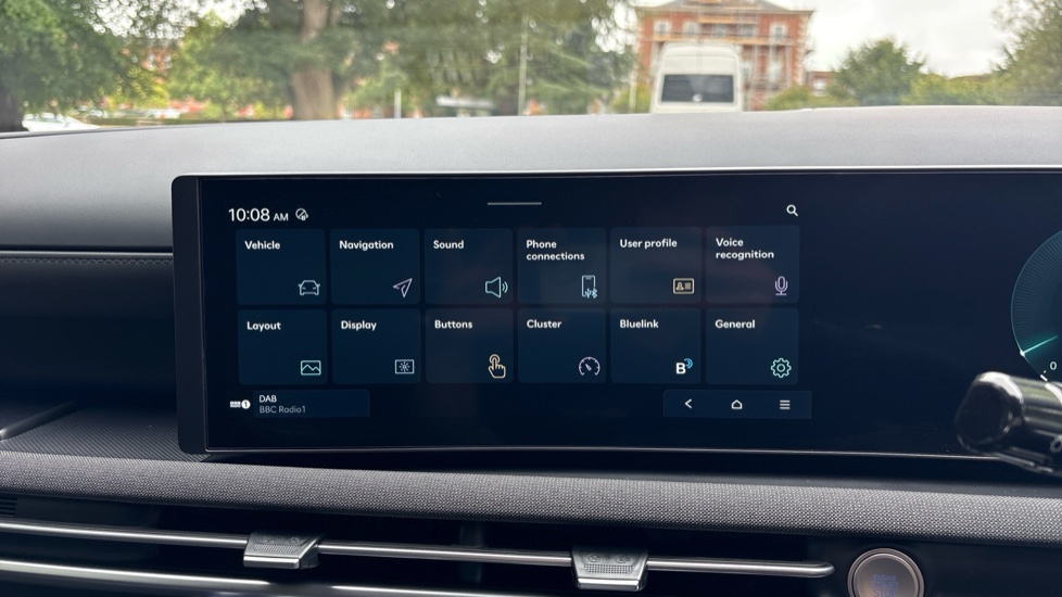 Hyundai TUCSON 1.6T 239 Hybrid Black Line 5dr Auto Hybrid Estate - Image 34