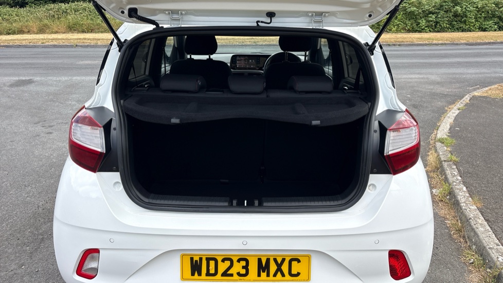 Hyundai i10 1.0 T-GDi N Line 5dr Petrol Hatchback - Image 4