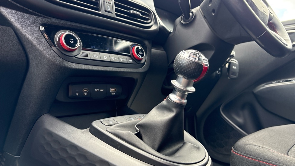 Hyundai i10 1.0 T-GDi N Line 5dr Petrol Hatchback - Image 13