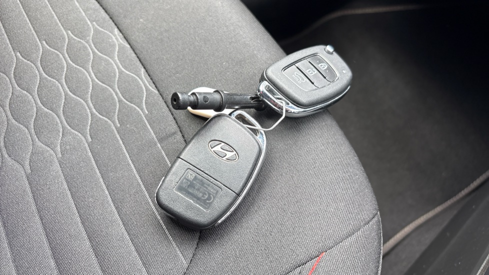 Hyundai i10 1.0 T-GDi N Line 5dr Petrol Hatchback - Image 20