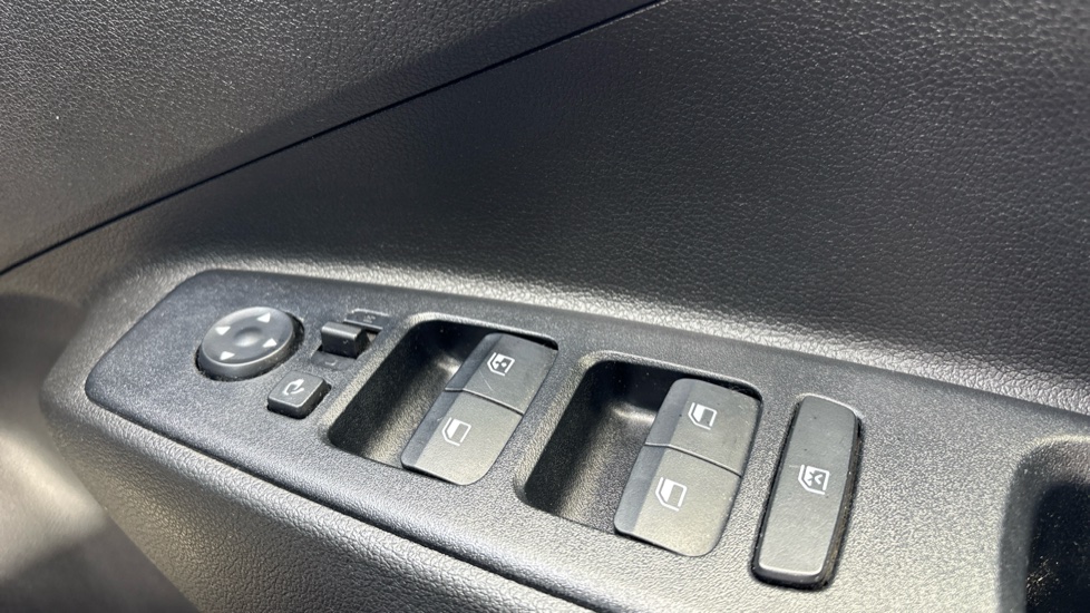 Hyundai i10 1.0 T-GDi N Line 5dr Petrol Hatchback - Image 44