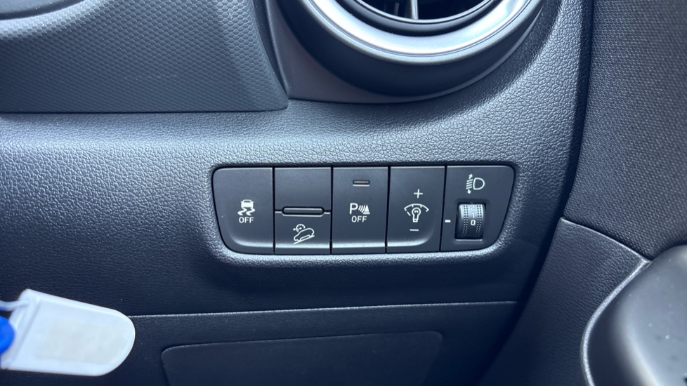 Hyundai KONA 1.0 TGDi 48V MHEV SE Connect 5dr Petrol Hatchback - Image 41