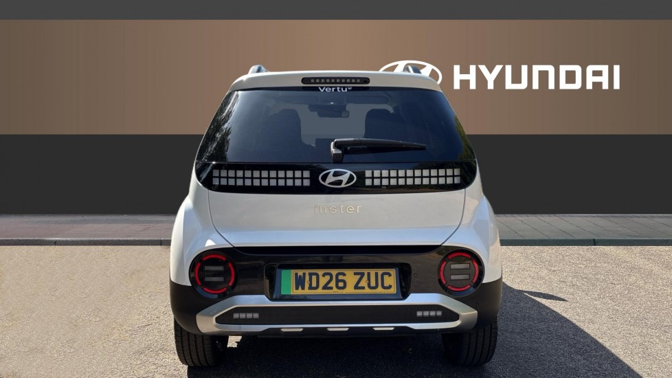 Hyundai INSTER 85kW 02 49kWh 5dr Auto Electric Hatchback - Image 6