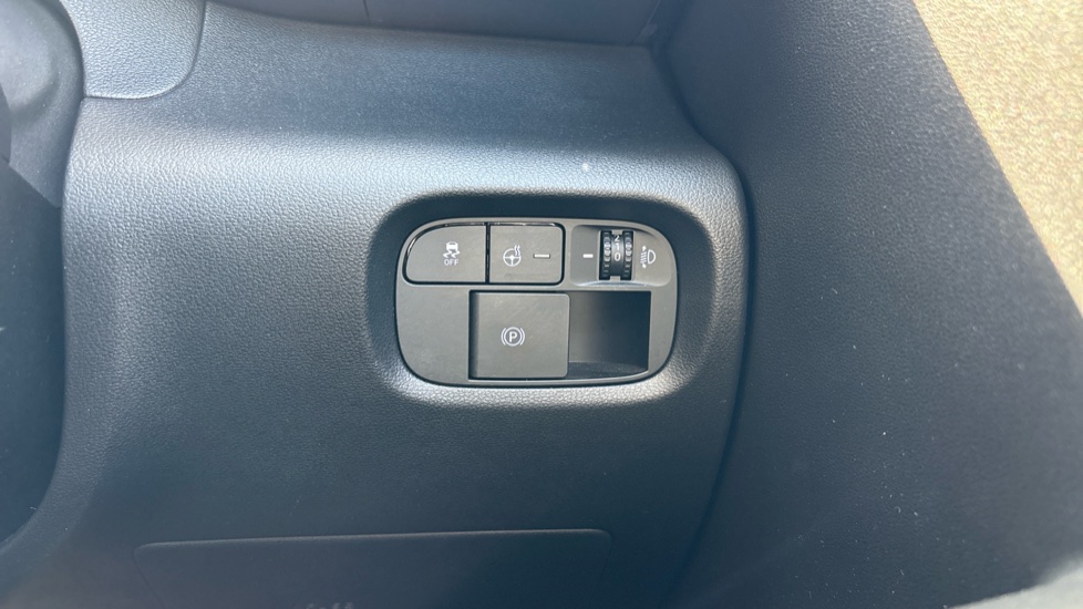 Hyundai INSTER 85kW 02 49kWh 5dr Auto Electric Hatchback - Image 44